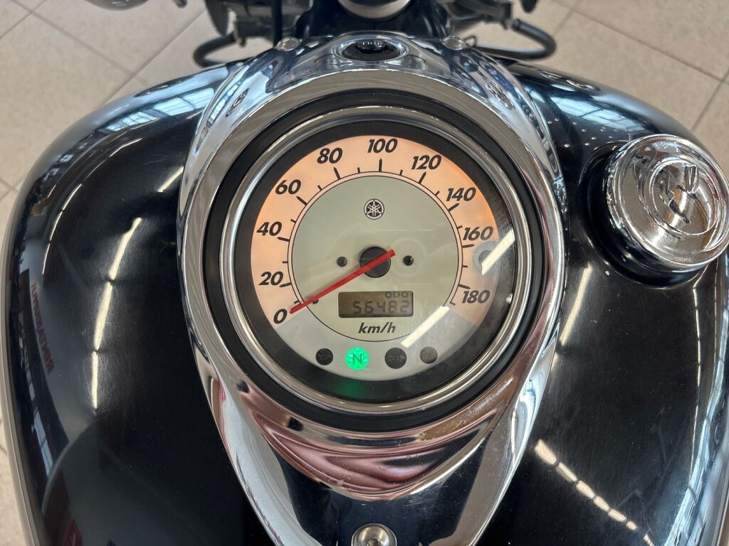 Yamaha XVS 1999 Punainen