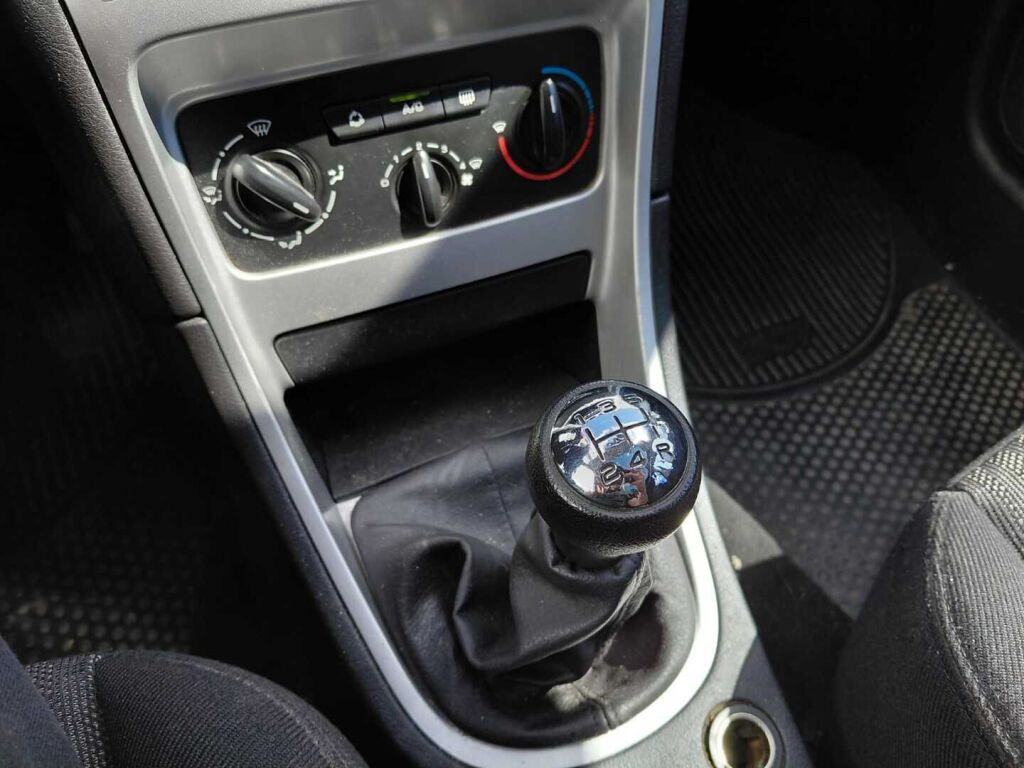 Peugeot 307 2006 Harmaa
