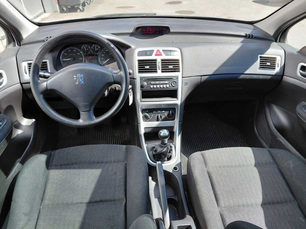 Peugeot 307 2006 Harmaa