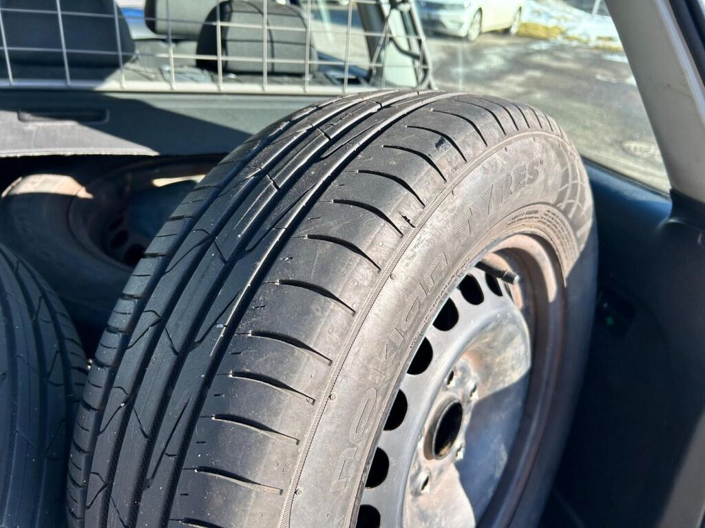 Volkswagen Passat Variant 2002 Sininen