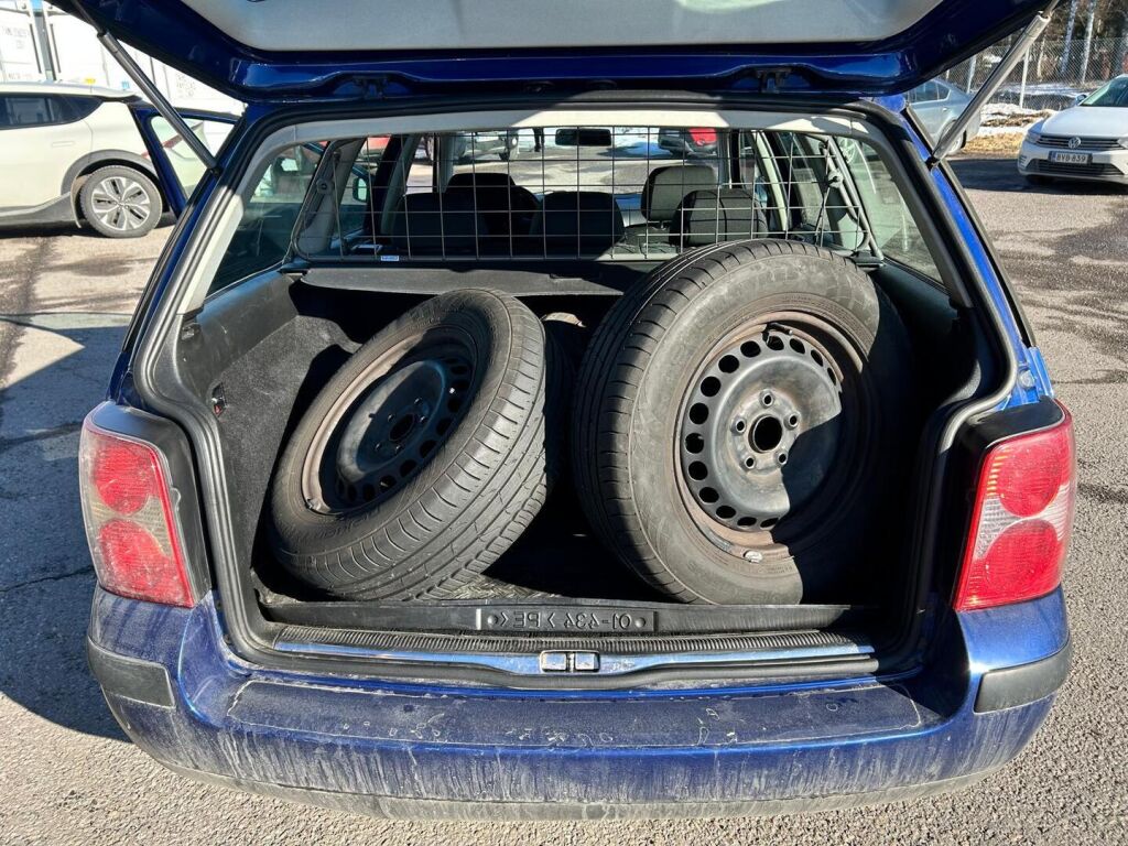 Volkswagen Passat Variant 2002 Sininen