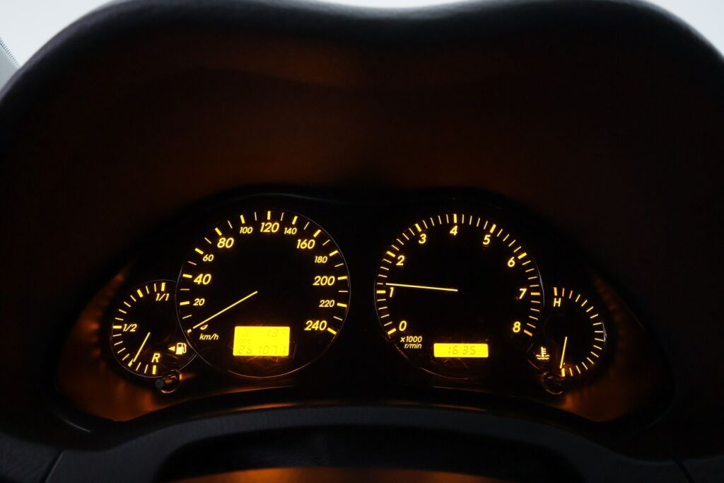 Toyota Avensis 2005 Vihreä