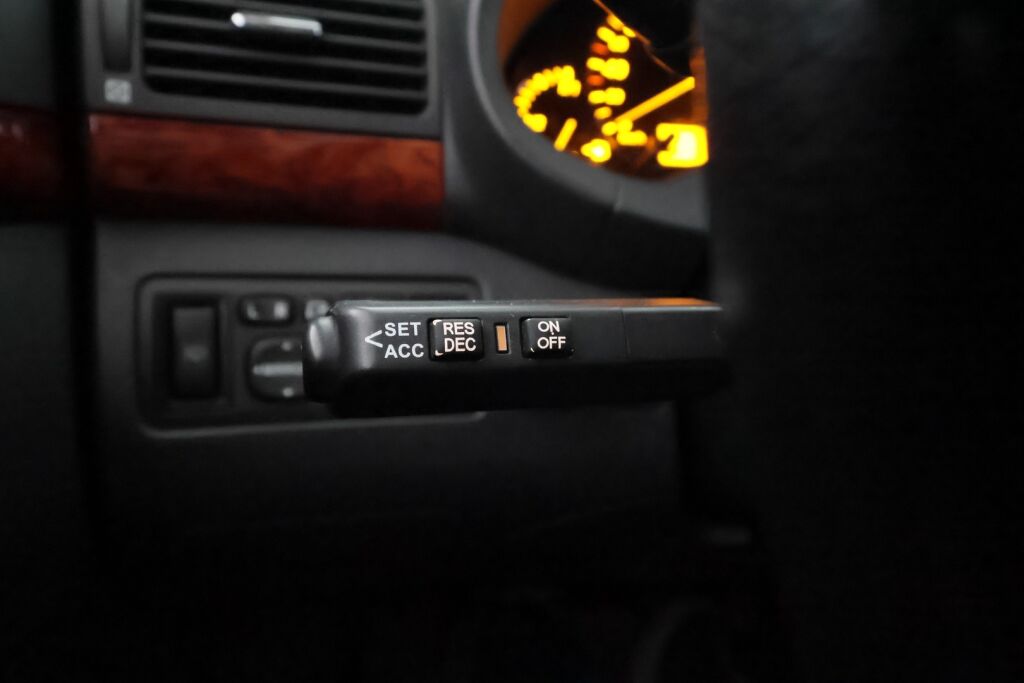 Toyota Avensis 2005 Vihreä