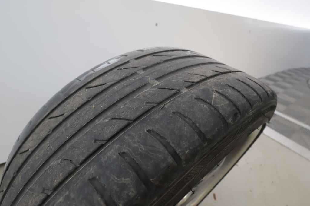 Toyota Avensis 2005 Vihreä