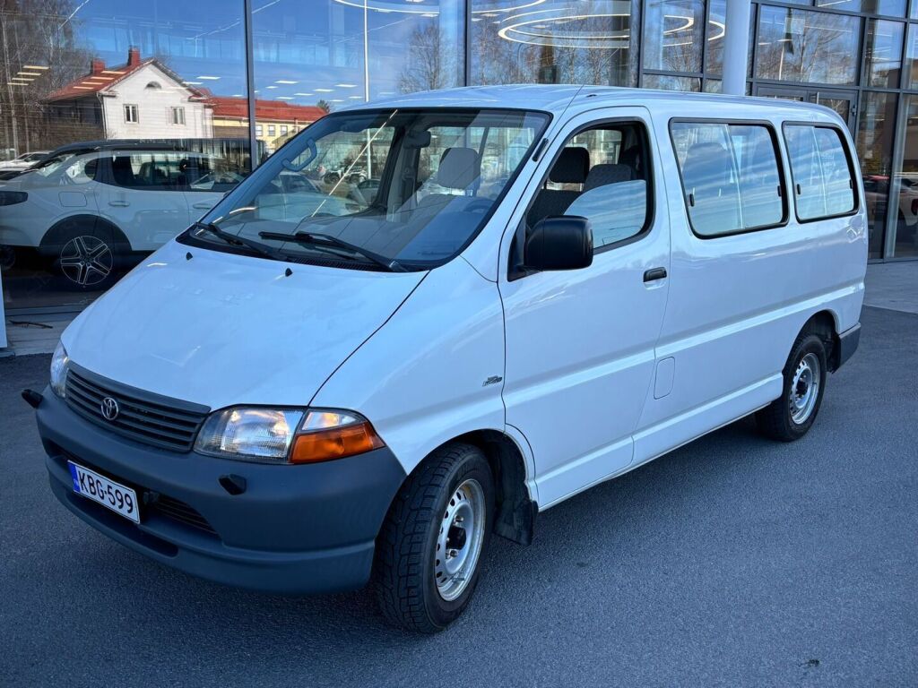 Toyota Hiace 2006 Valkoinen