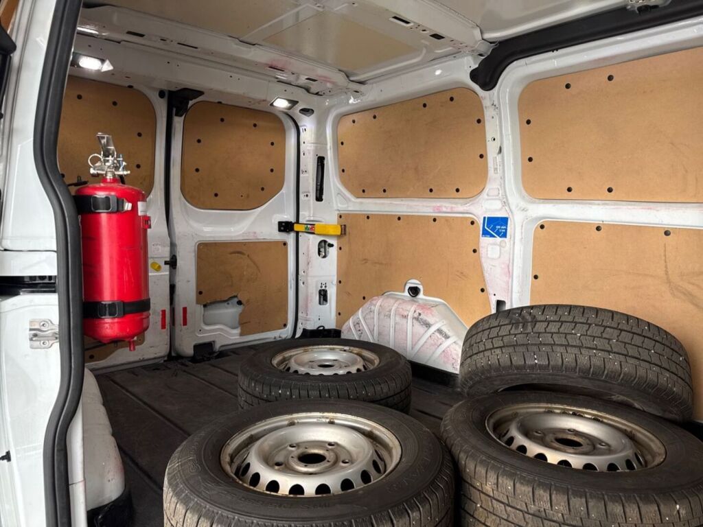 Ford Transit Custom 2019 Valkoinen