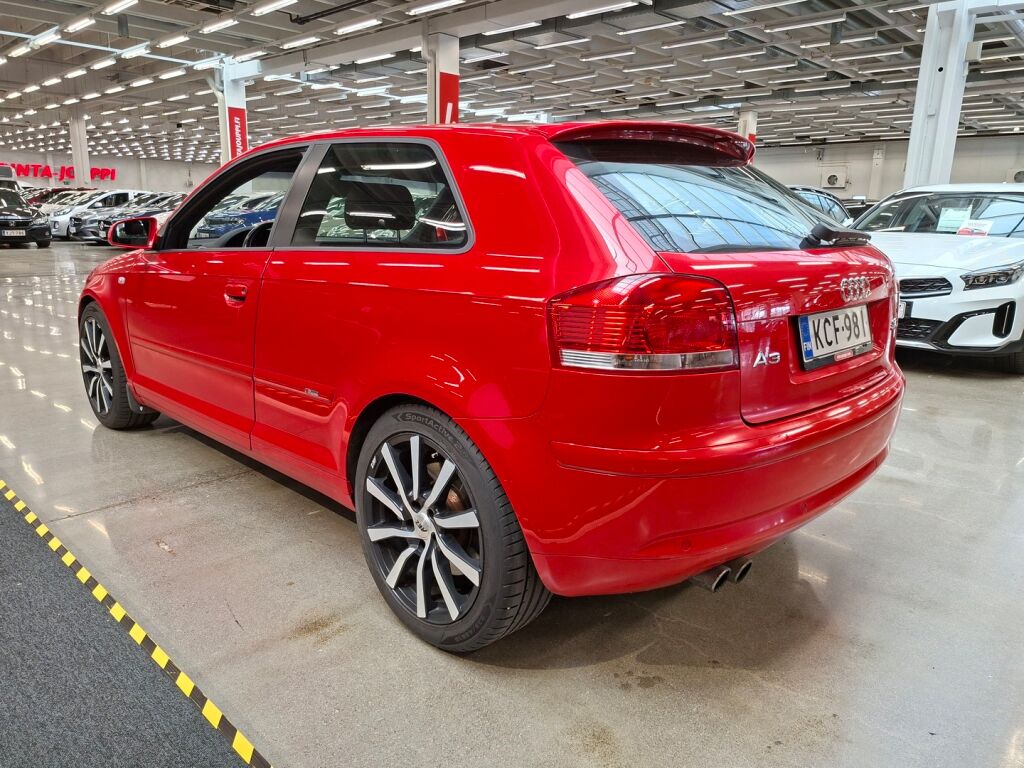Audi A3 2005 Punainen