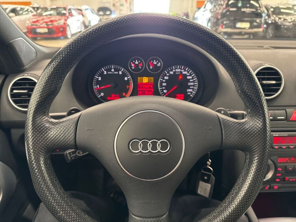 Audi A3 2005 Punainen
