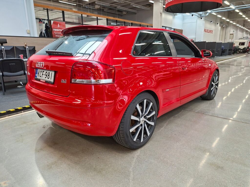 Audi A3 2005 Punainen