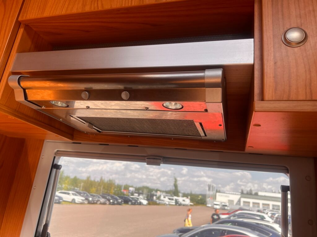 Bürstner ARGOS A 747 2008 Valkoinen