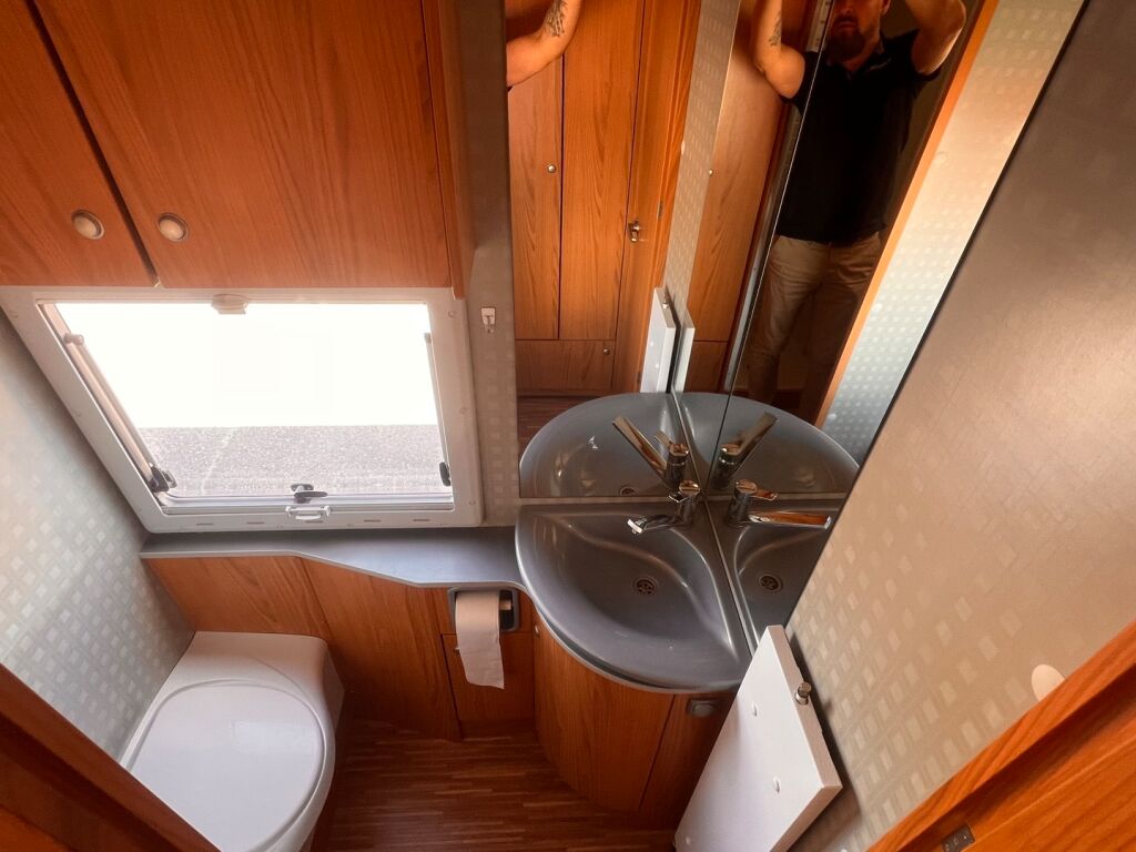 Bürstner ARGOS A 747 2008 Valkoinen