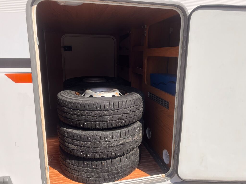 Bürstner ARGOS A 747 2008 Valkoinen