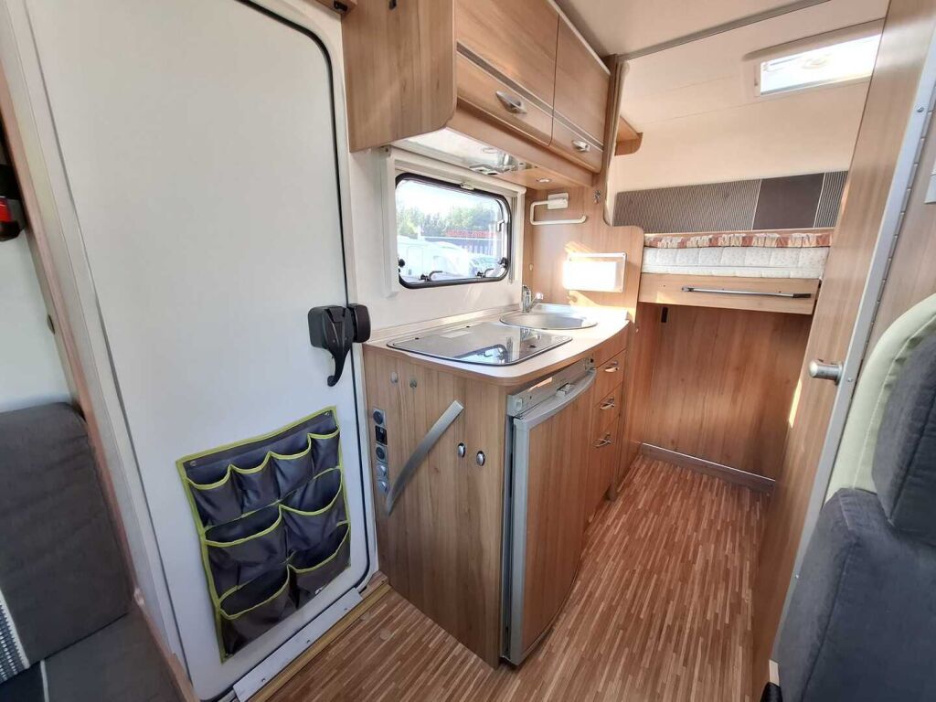 Bürstner Travel Van T570 2008 Harmaa