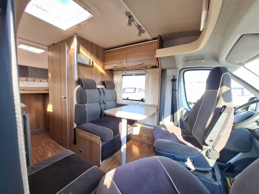 Bürstner Travel Van T570 2008 Harmaa