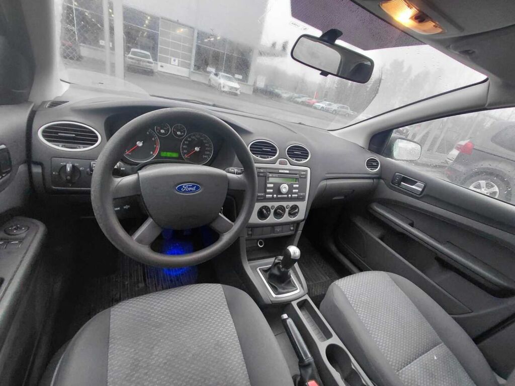 Ford Focus 2005 Harmaa