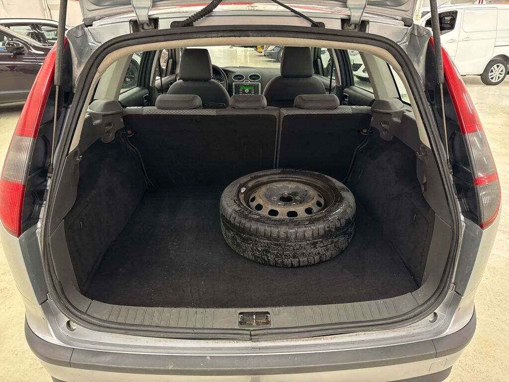 Ford Focus 2005 Harmaa