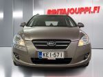 Kia Ceed 2008 Ruskea (beige)