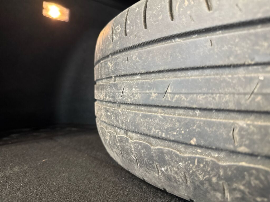 Kia Ceed 2008 Ruskea (beige)