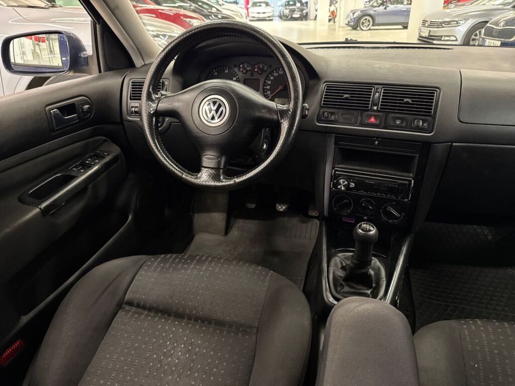 Volkswagen Golf Variant 2003 Sininen
