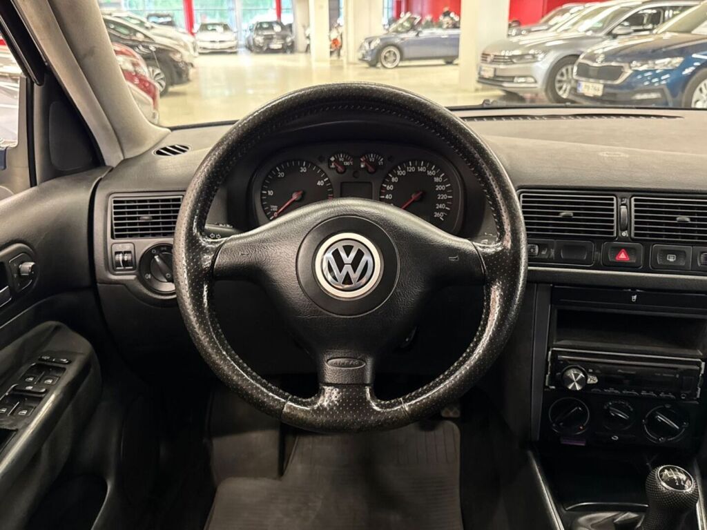 Volkswagen Golf Variant 2003 Sininen