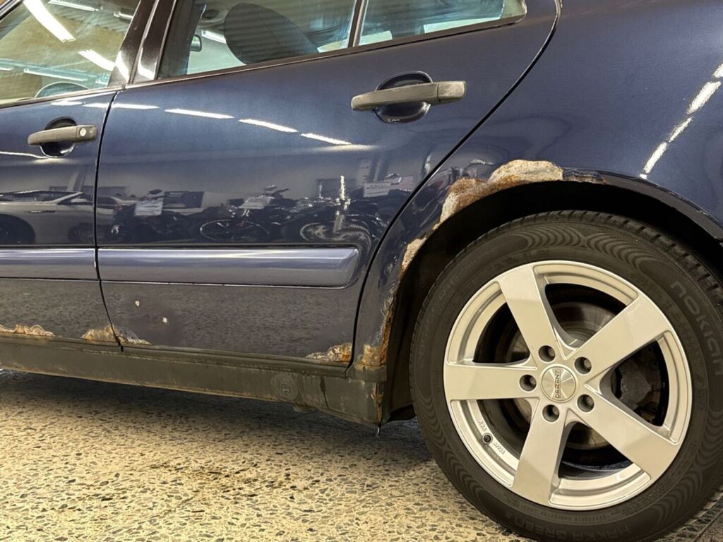 Mercedes-Benz E 1998 Sininen