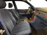 Mercedes-Benz E 1998 Sininen