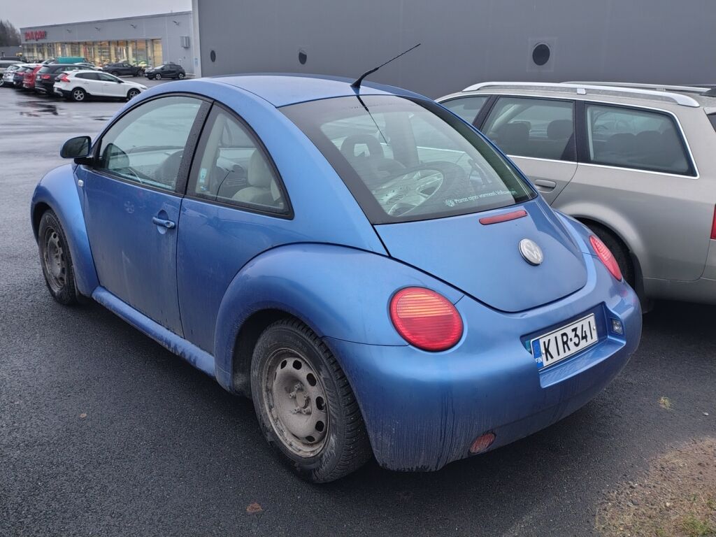 Volkswagen New Beetle 1999 Sininen