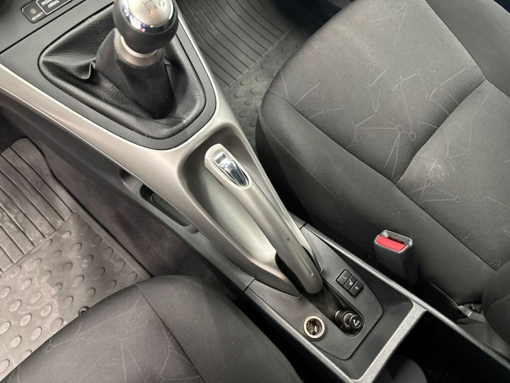 Toyota Auris 2008 Hopea