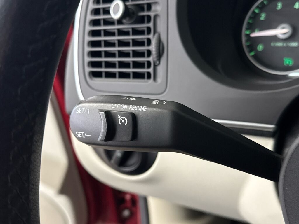 Saab 9-3 2007 Punainen