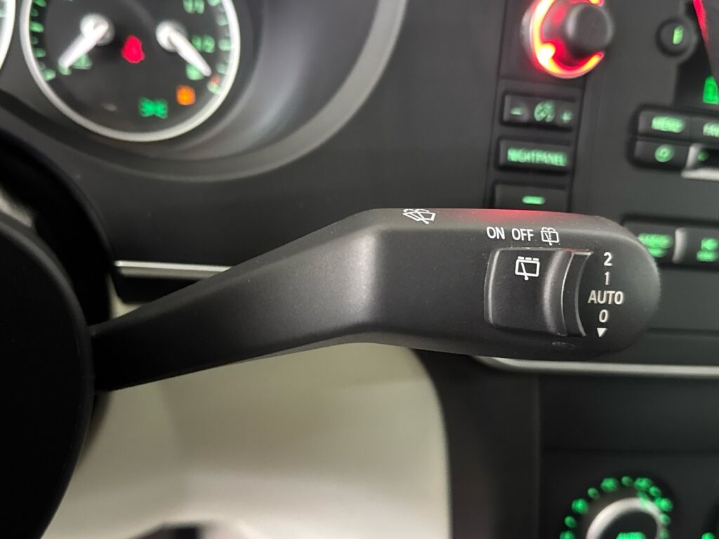 Saab 9-3 2007 Punainen