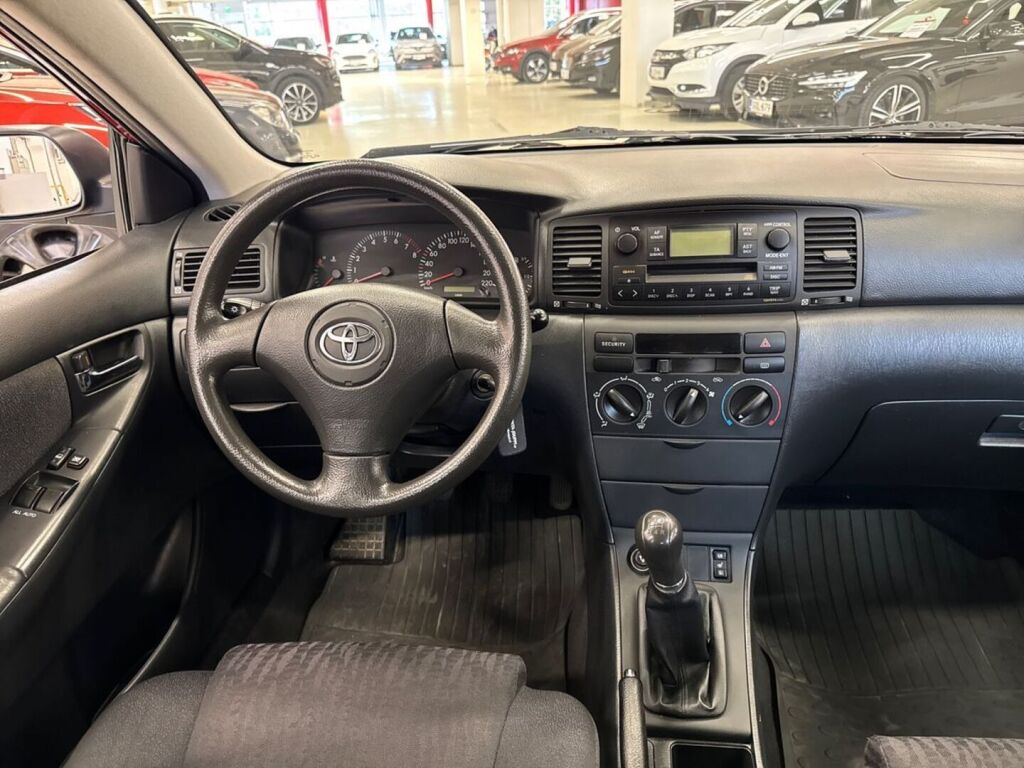 Toyota Corolla 2003 Punainen