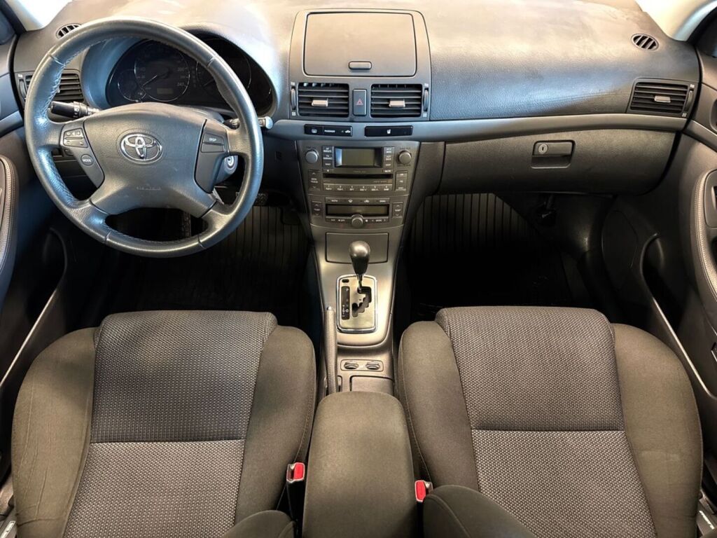 Toyota Avensis 2008 Harmaa