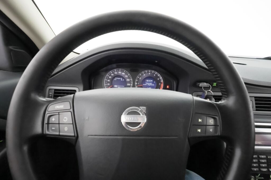 Volvo V70 2008 Harmaa
