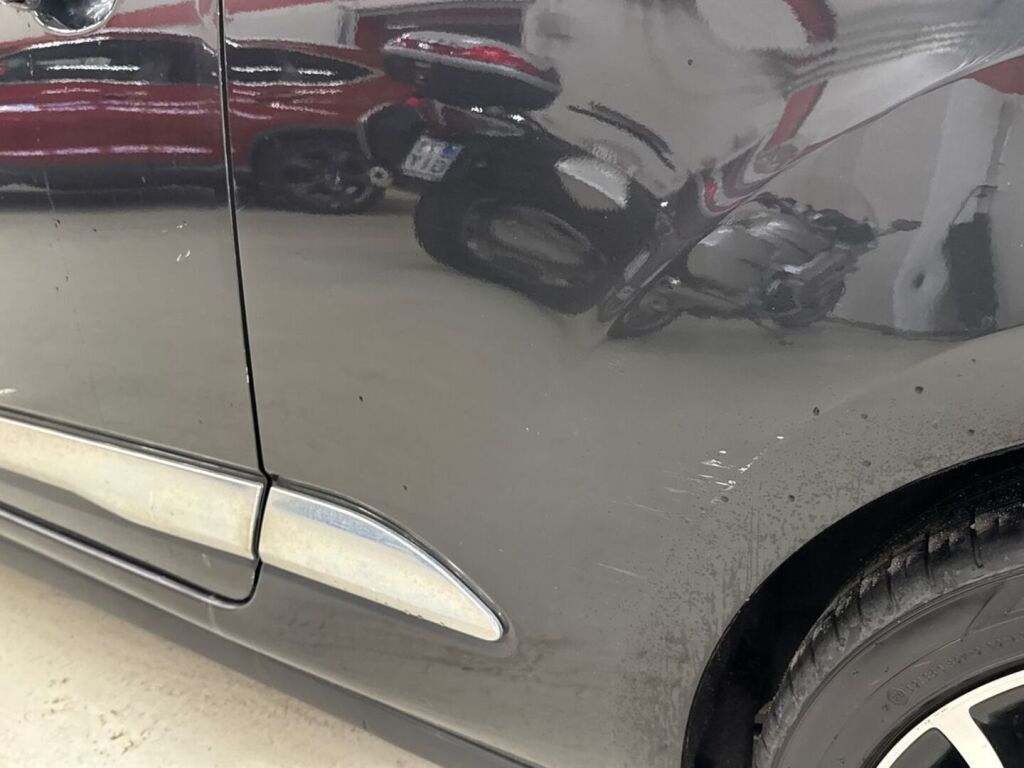 Citroen DS3 2010 Musta