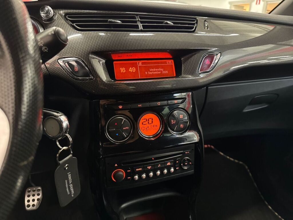 Citroen DS3 2010 Musta