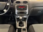 Ford Focus 2010 Harmaa