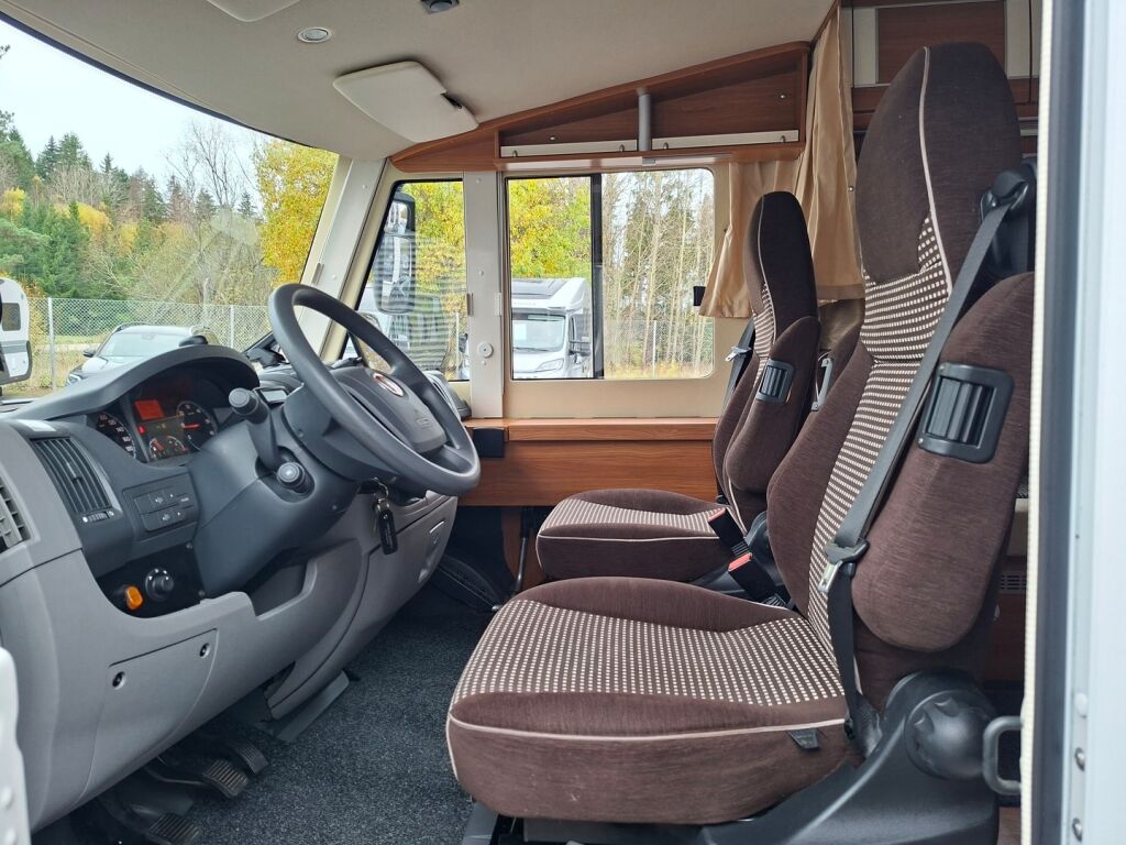 Dethleffs Esprit I 6700 2011 Harmaa