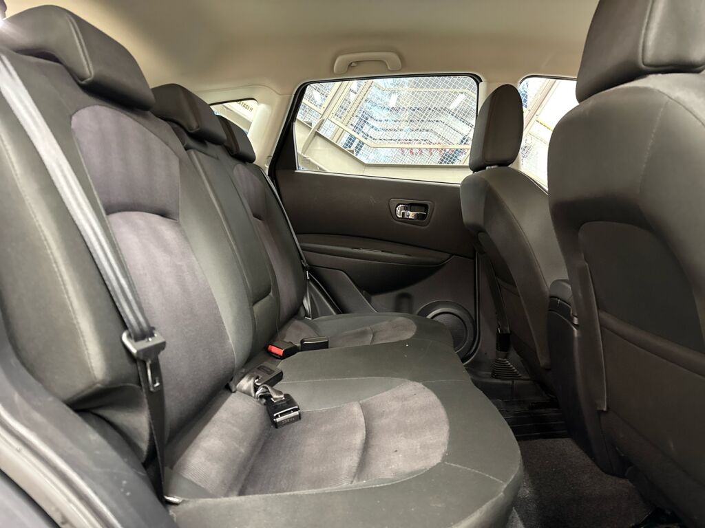 Nissan Qashqai 2012 Harmaa