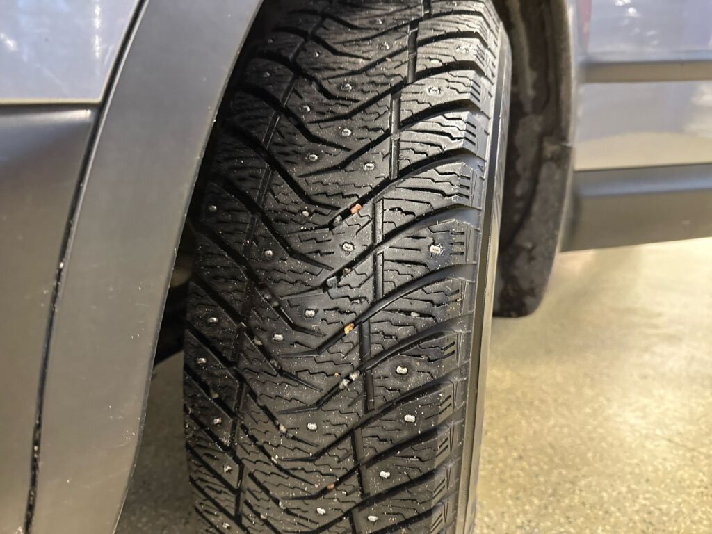 Nissan Qashqai 2012 Harmaa