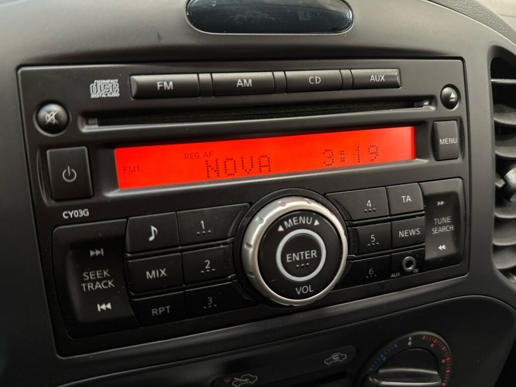 Nissan Juke 2012 Sininen