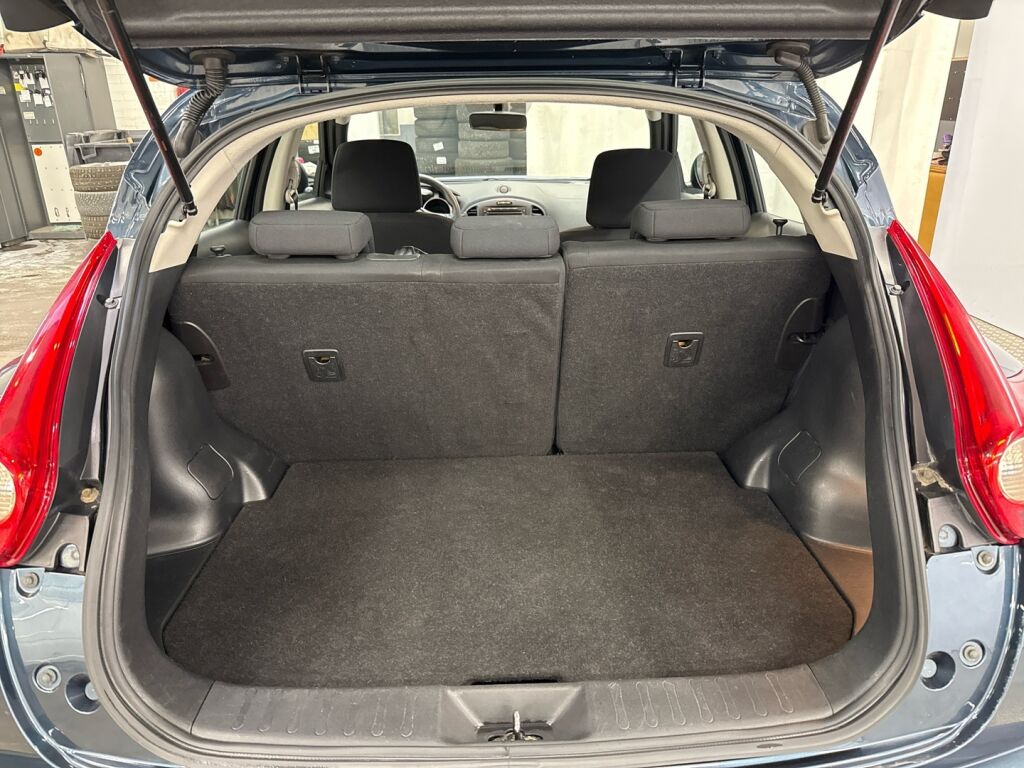 Nissan Juke 2012 Sininen