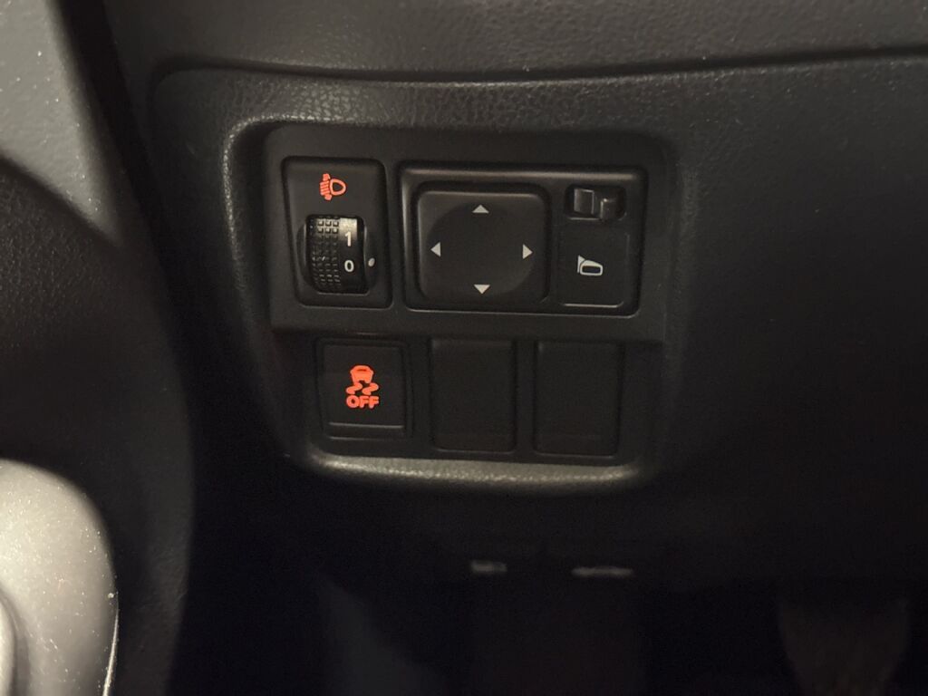 Nissan Juke 2012 Sininen