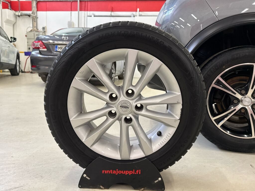 Nissan Juke 2012 Harmaa