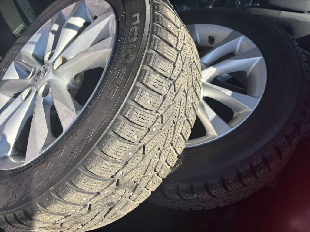 Nissan Juke 2012 Harmaa