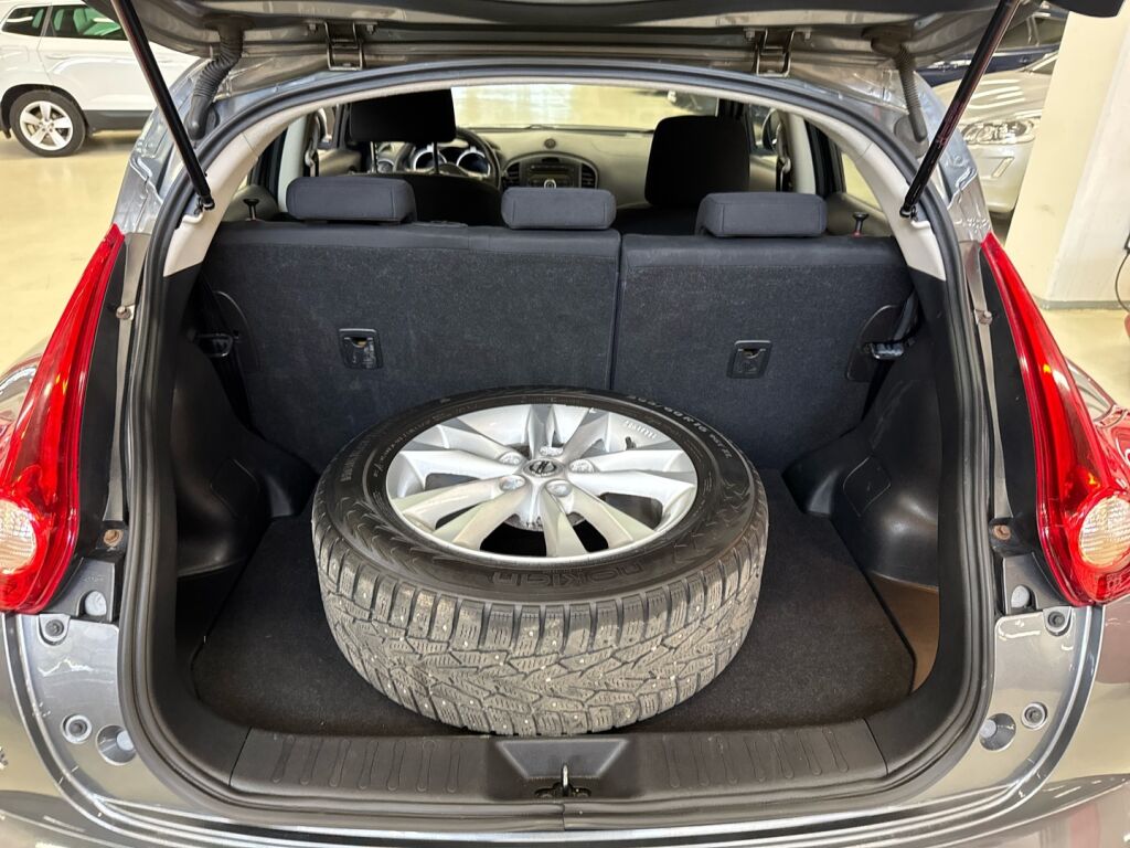Nissan Juke 2012 Harmaa