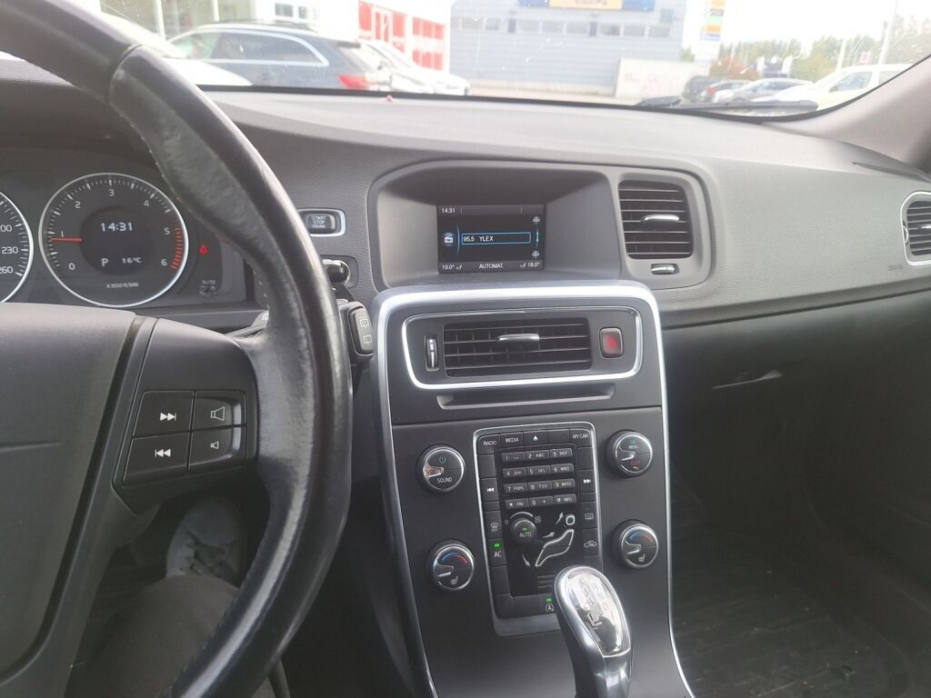 Volvo V60 2013 Valkoinen