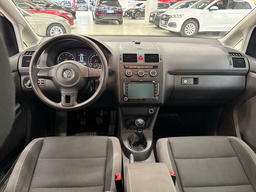 Volkswagen Touran 2013 Harmaa