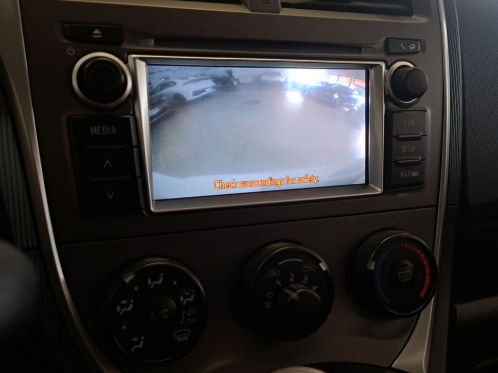 Toyota Verso-S 2013 Valkoinen