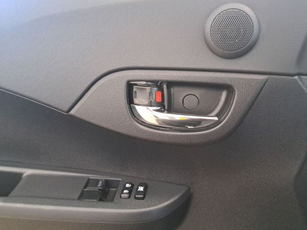 Toyota Verso-S 2013 Valkoinen