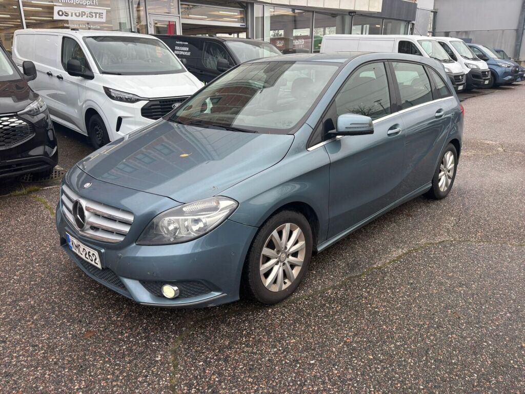 Mercedes-Benz B 2012 Sininen